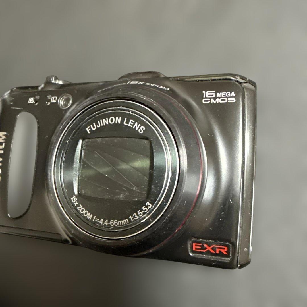 Fujifilm EXR 16メガピクセル