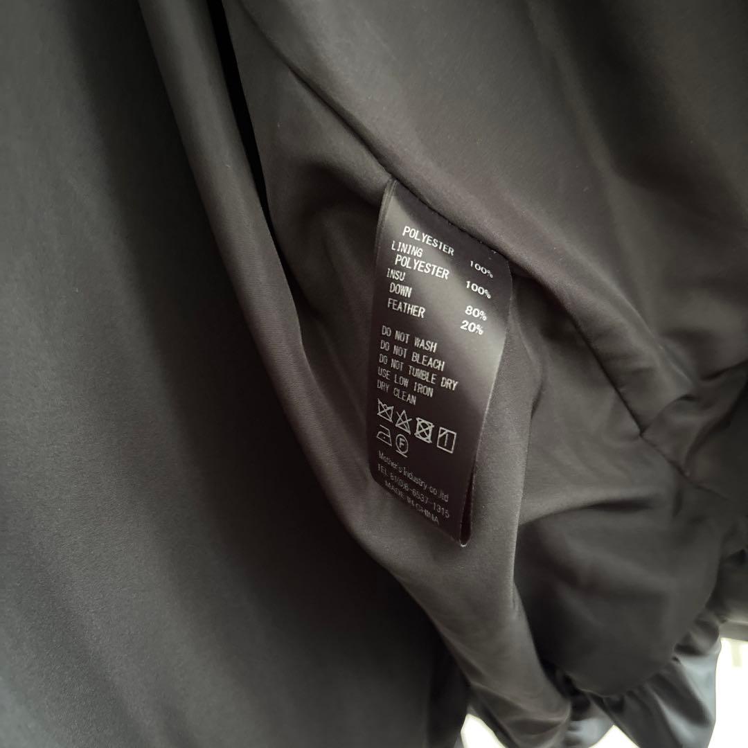 ミズイロインド　mizuiro ind フード付き ショート丈ダウン　ブラック