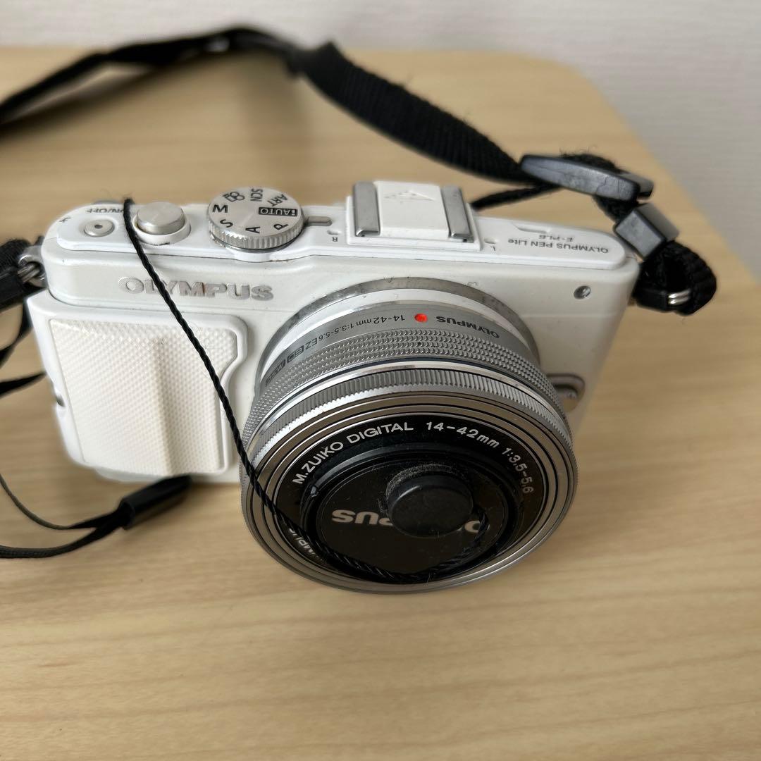 OLYMPUS PEN Liue E-PL6 ホワイト 14-42mm