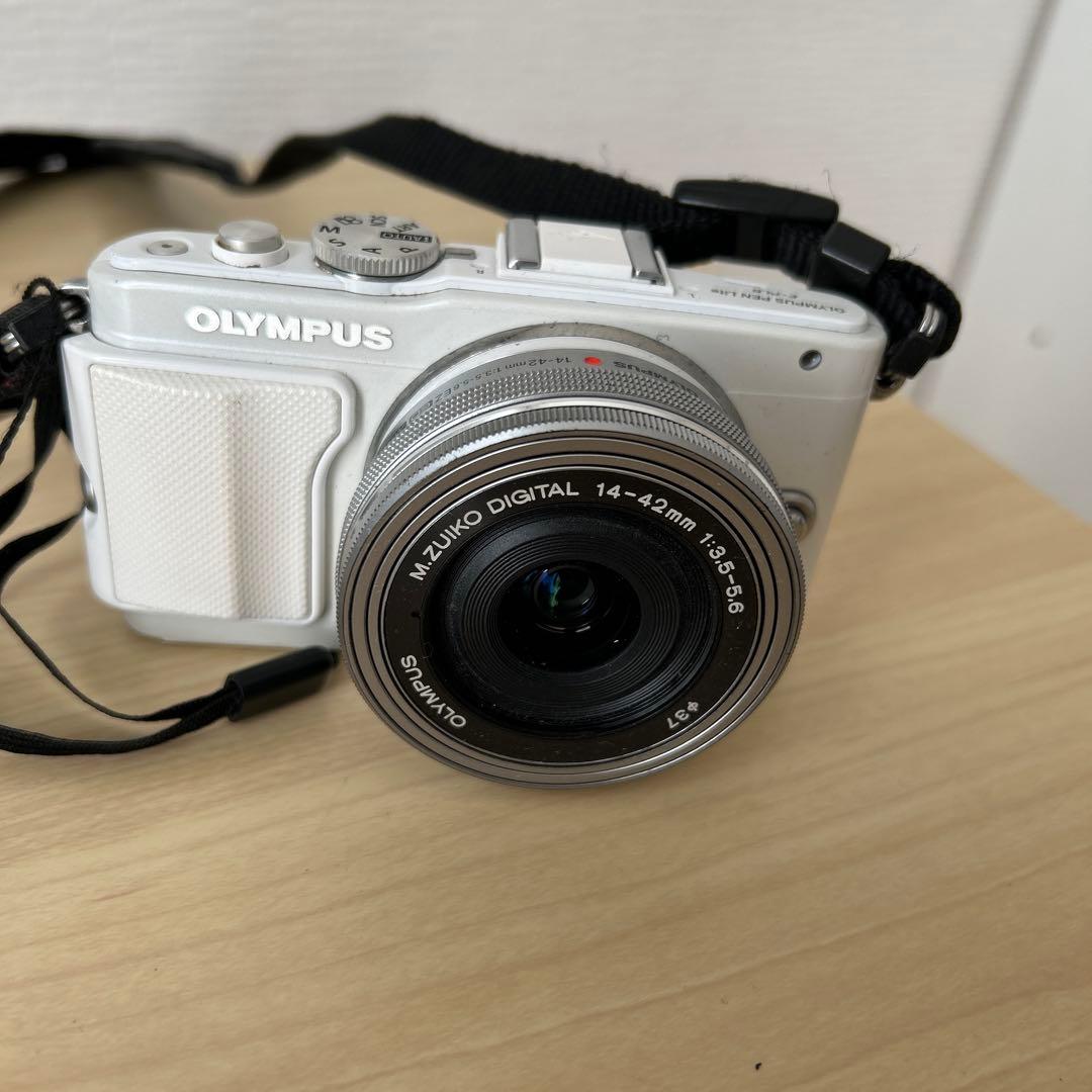 OLYMPUS PEN Liue E-PL6 ホワイト 14-42mm