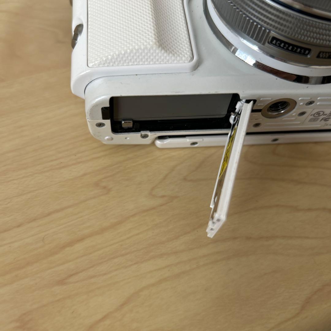 OLYMPUS PEN Liue E-PL6 ホワイト 14-42mm