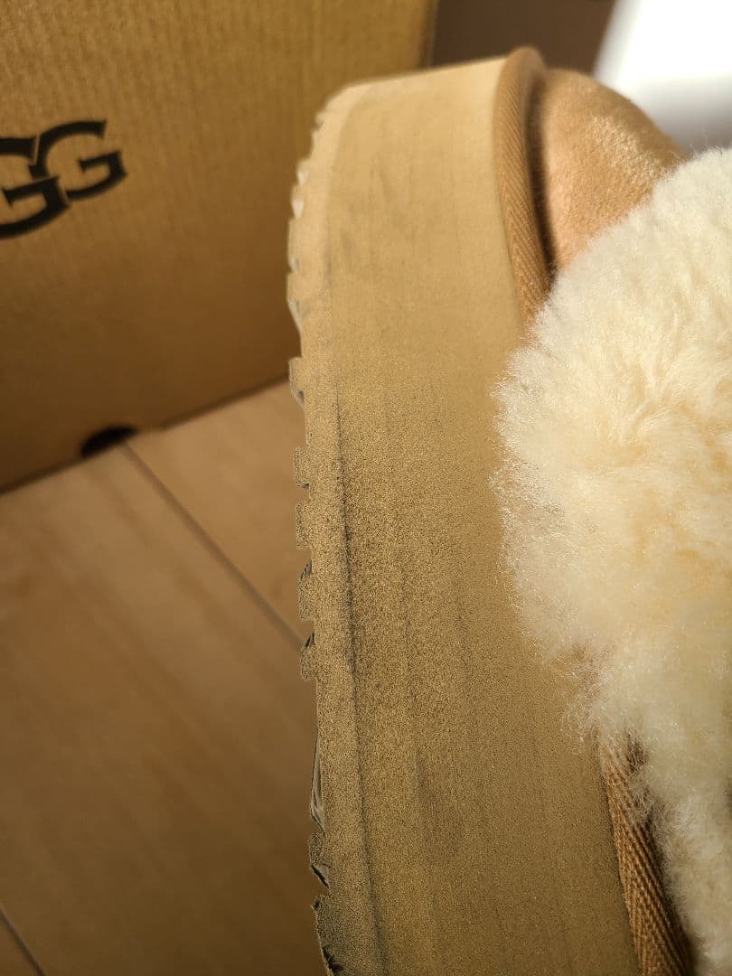 UGG ブラウン ファースリッポン