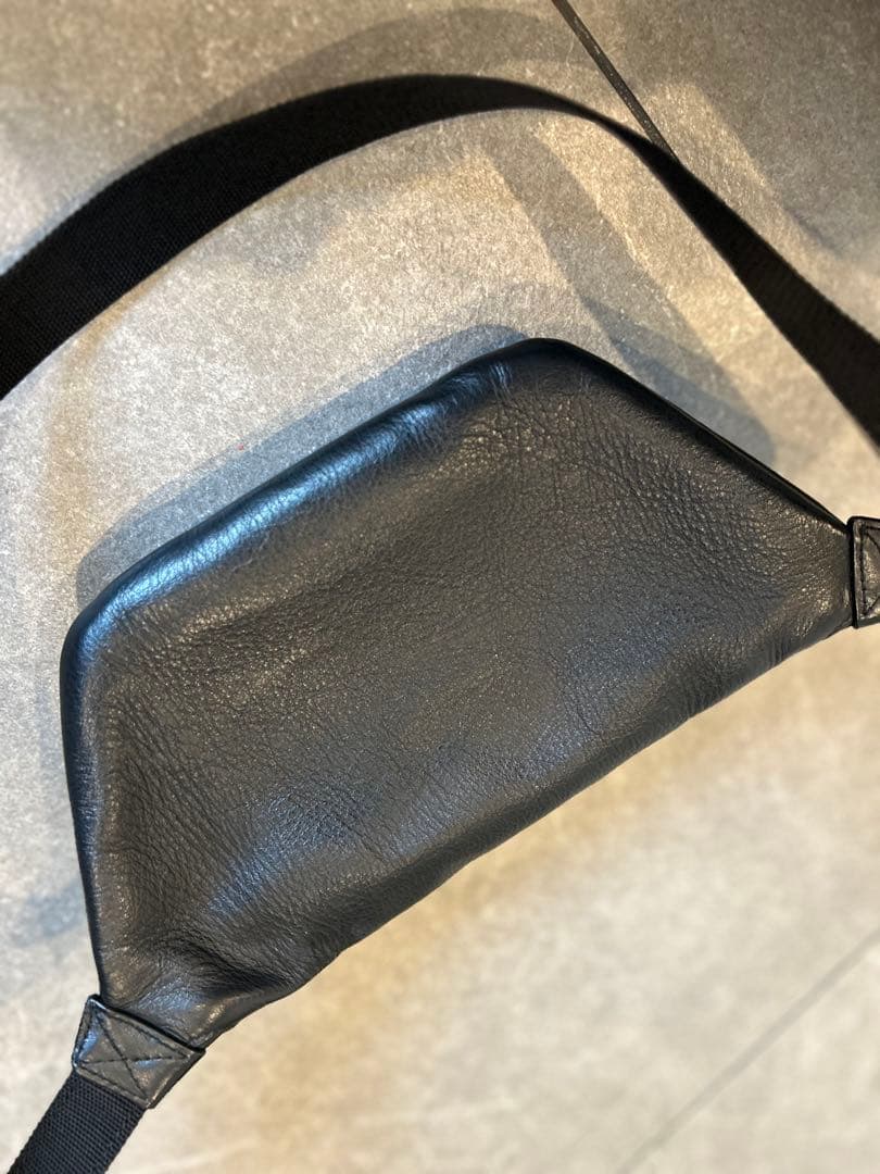 早い者勝ち！バレンシアガ　ウエストバッグ　斜めがけ