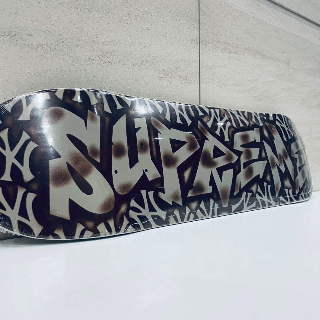 【新品未使用】Supreme×ニューヨーク・ヤンキース スケートボードデッキ