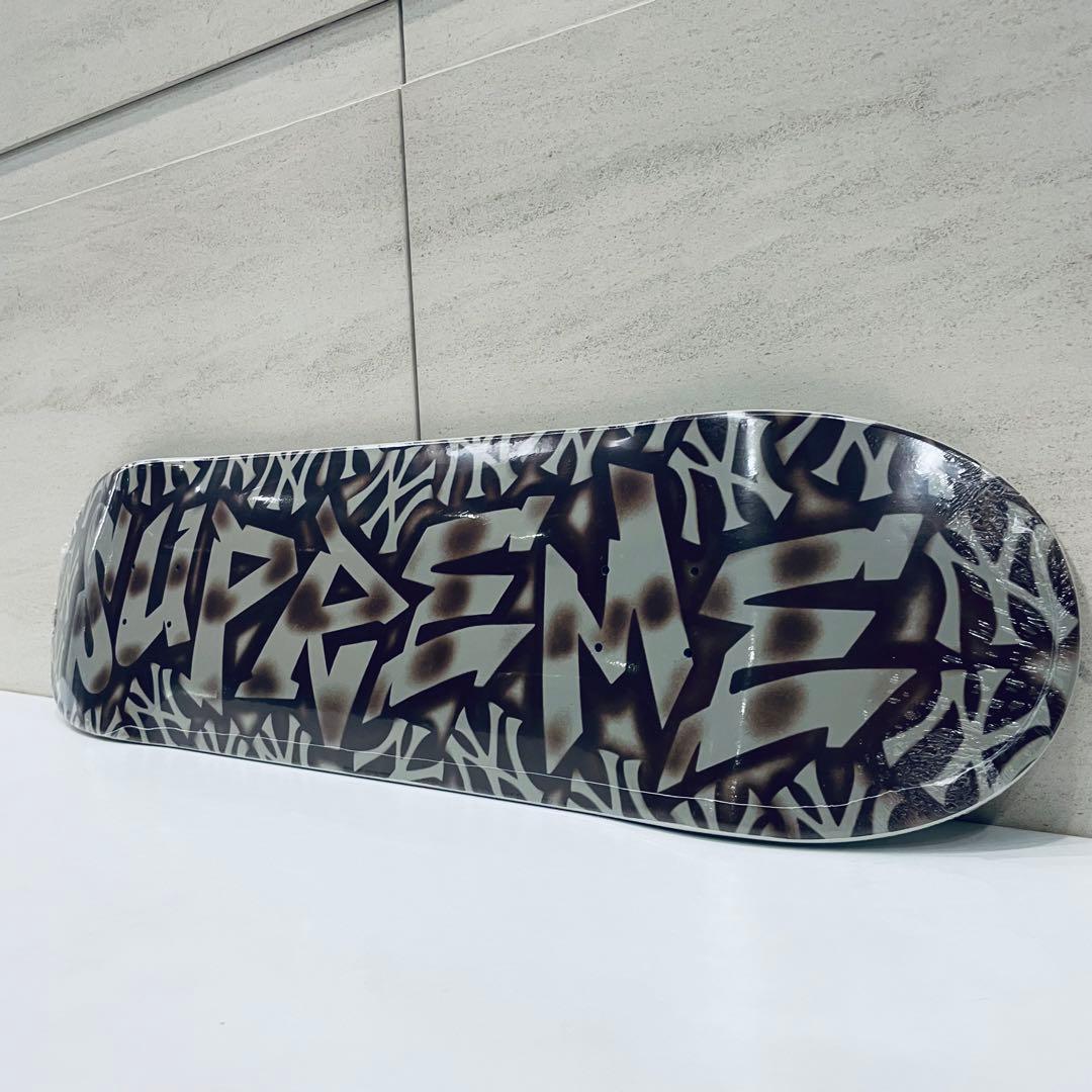 【新品未使用】Supreme×ニューヨーク・ヤンキース スケートボードデッキ