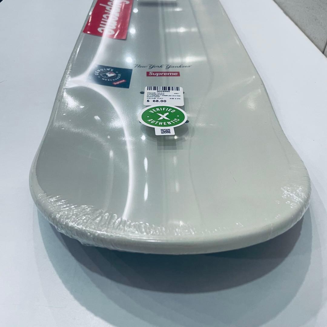 【新品未使用】Supreme×ニューヨーク・ヤンキース スケートボードデッキ