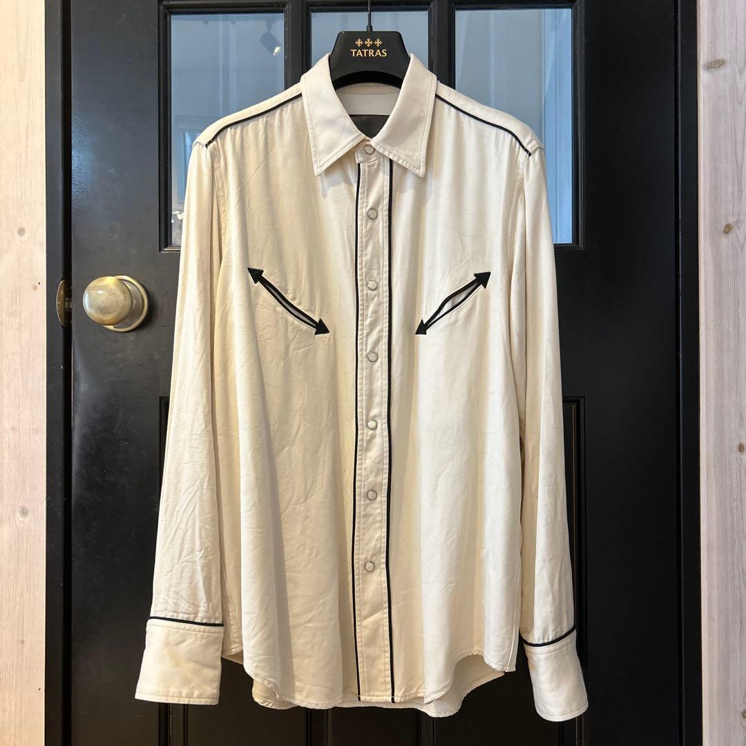 トップス The letters Western smile pocket Msize