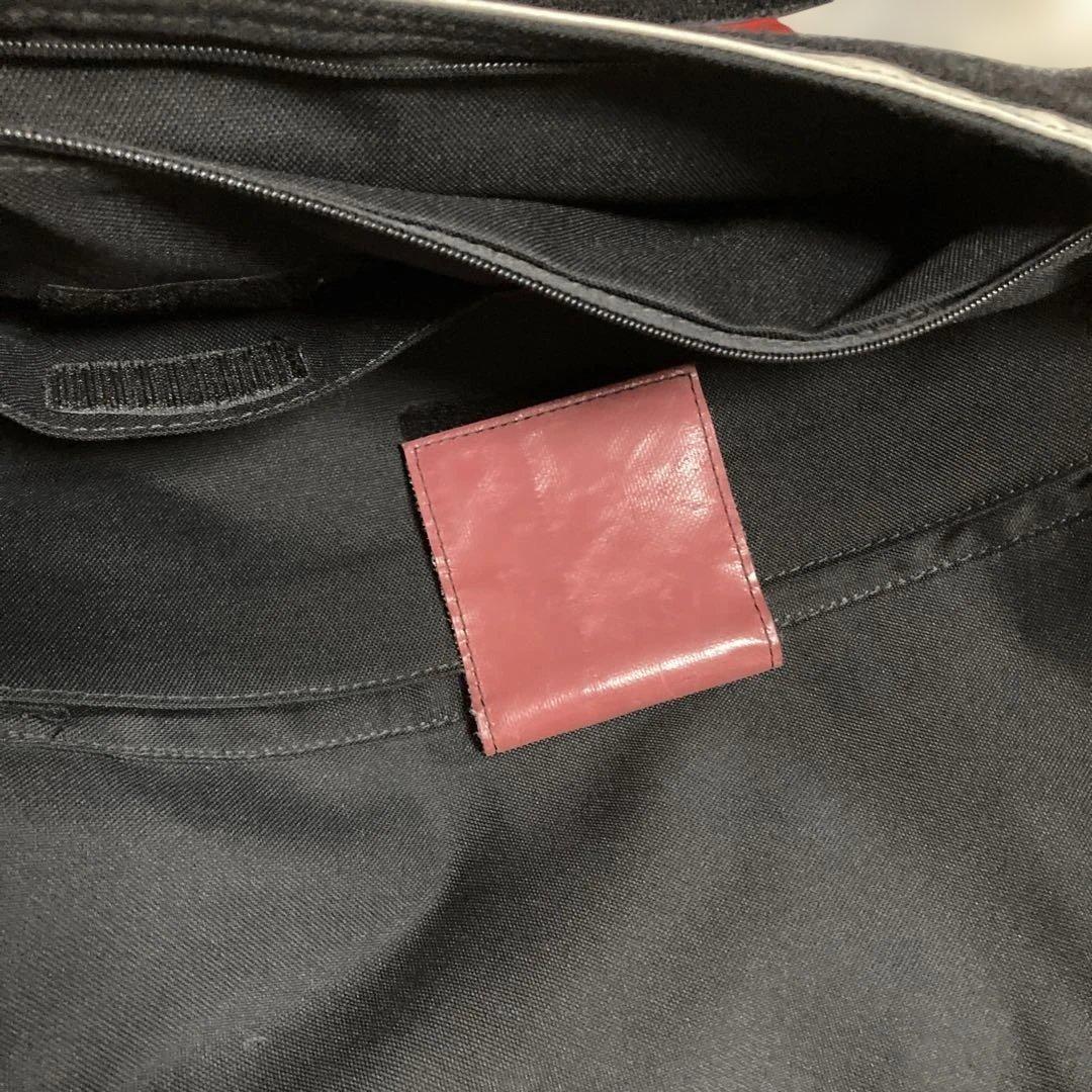 FREITAG メッセンジャーバッグ 赤/白　JOE ショルダーパッド付き