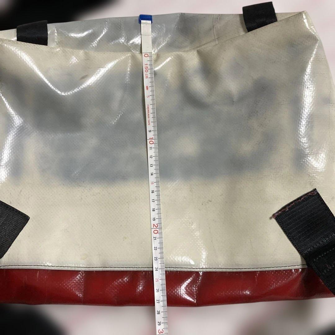 FREITAG メッセンジャーバッグ 赤/白　JOE ショルダーパッド付き