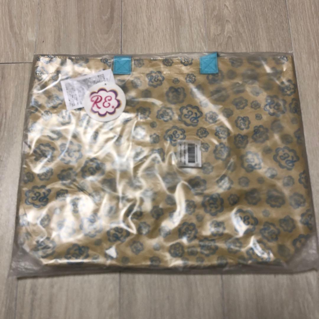 仲里依紗　RE. アールイードット　コメブクロPVCバッグ　ブルー