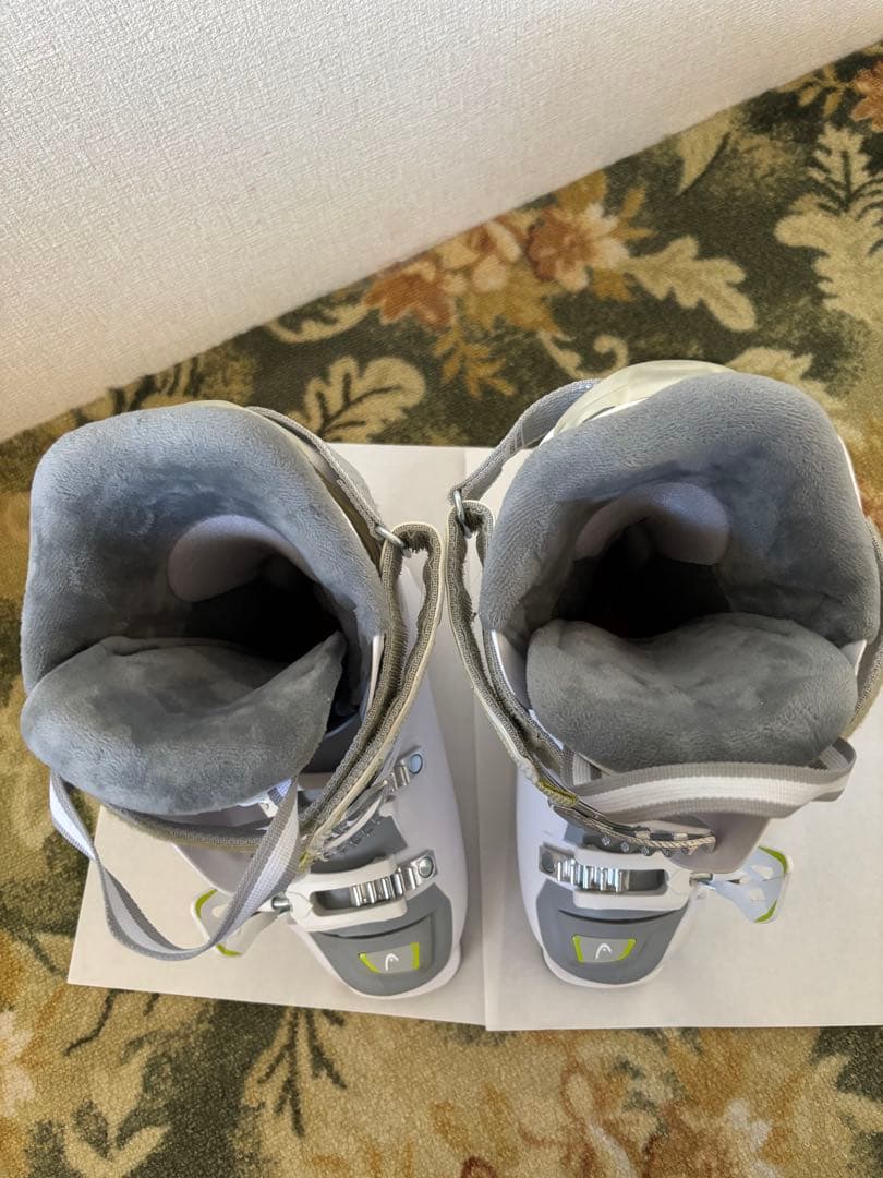 EDGE NEXT 23.0 ホワイト/グレー スキーブーツ