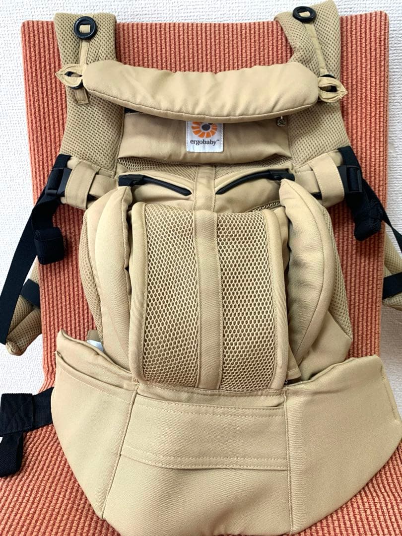 エルゴベビー　ベビーキャリア　OMNI360 ベージュ