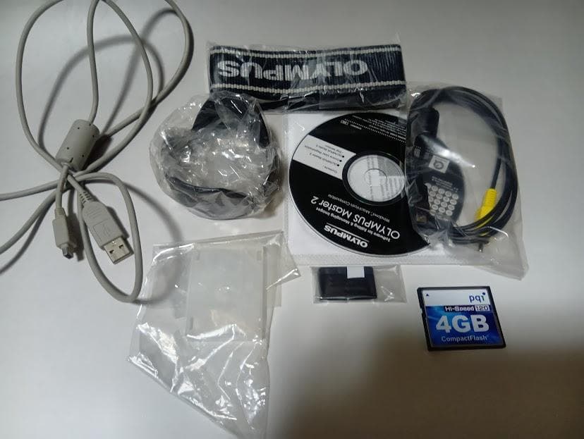 オリンパス　E-510　レンズキット　一眼レフ　中古品