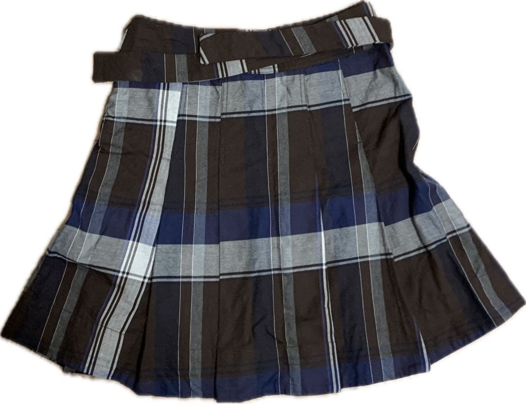 zara zip パーカー　dieselスカート