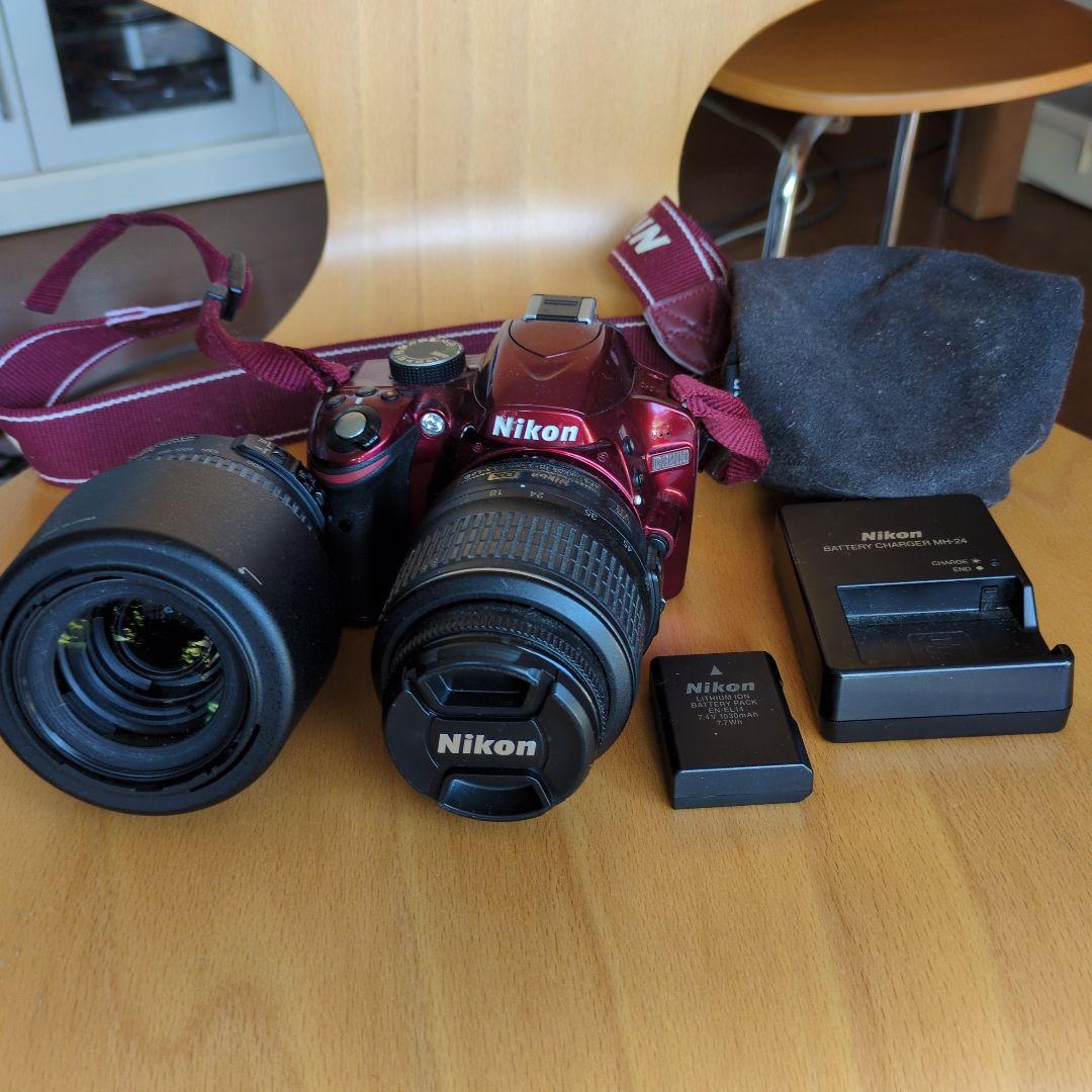 Nikon D3200 デジタル一眼レフ レッド