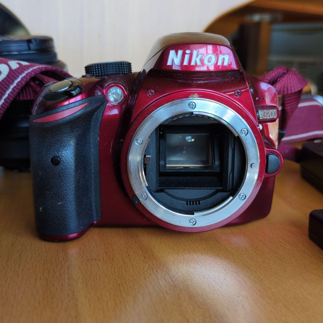 Nikon D3200 デジタル一眼レフ レッド