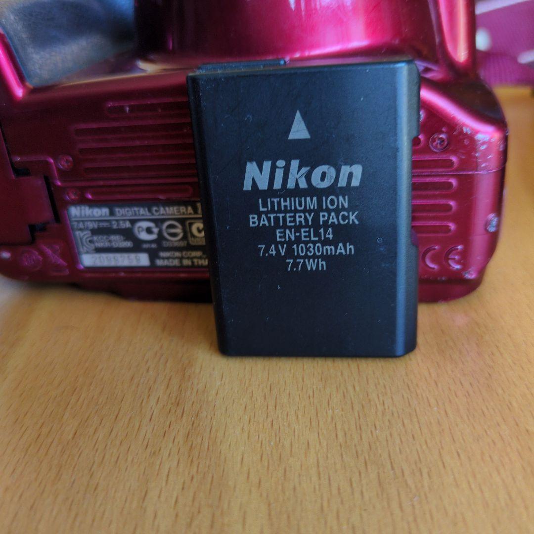 Nikon D3200 デジタル一眼レフ レッド