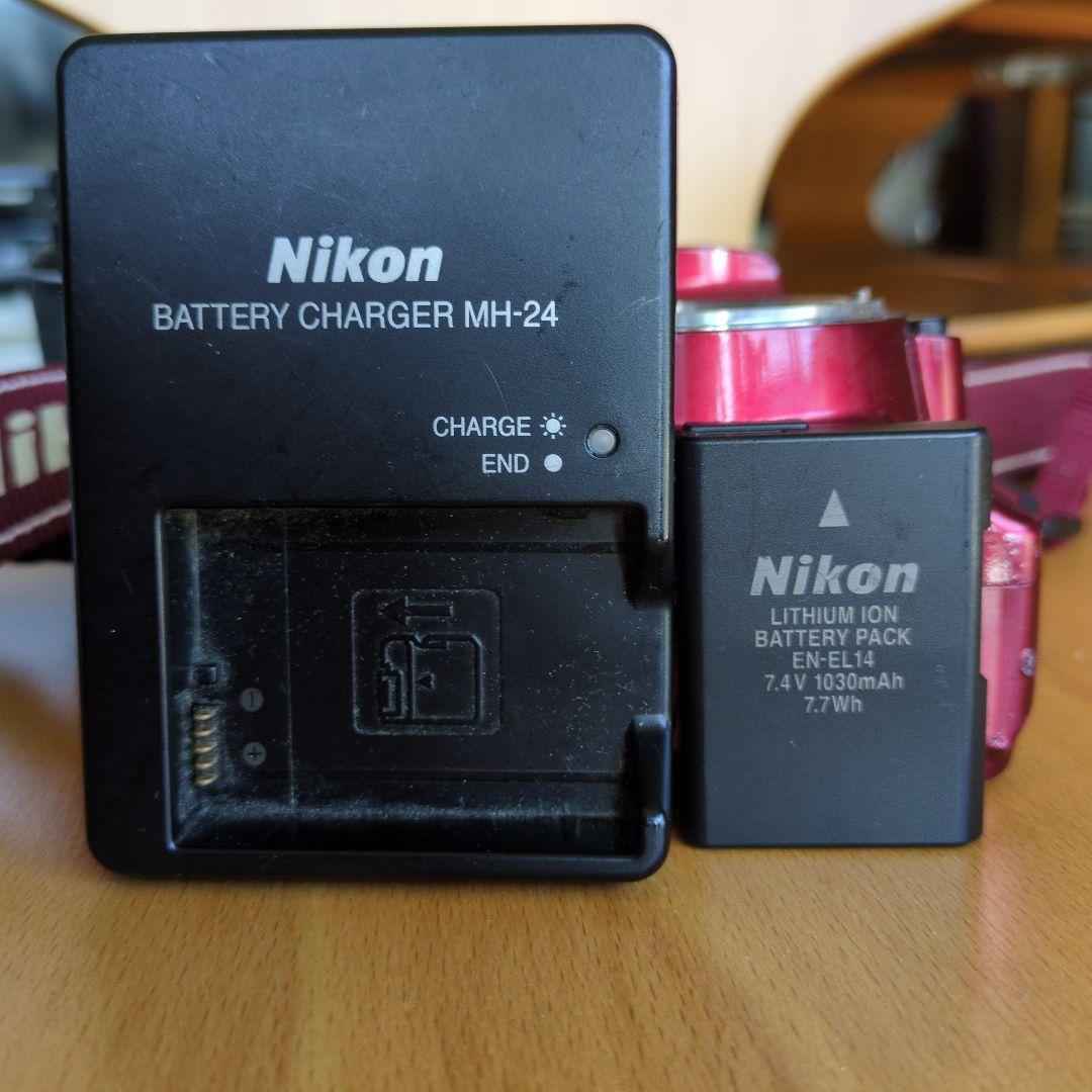 Nikon D3200 デジタル一眼レフ レッド