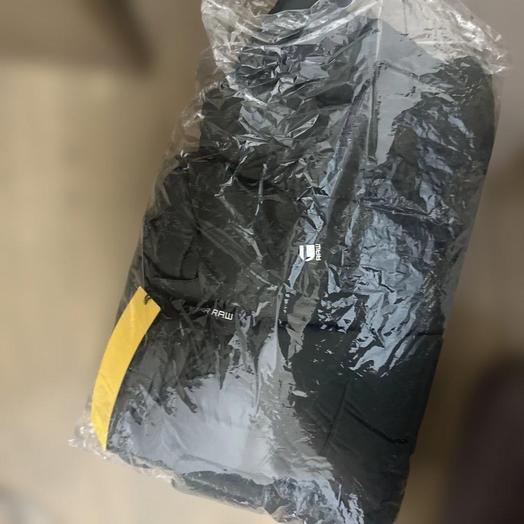 ジースターロウダウンジャケット