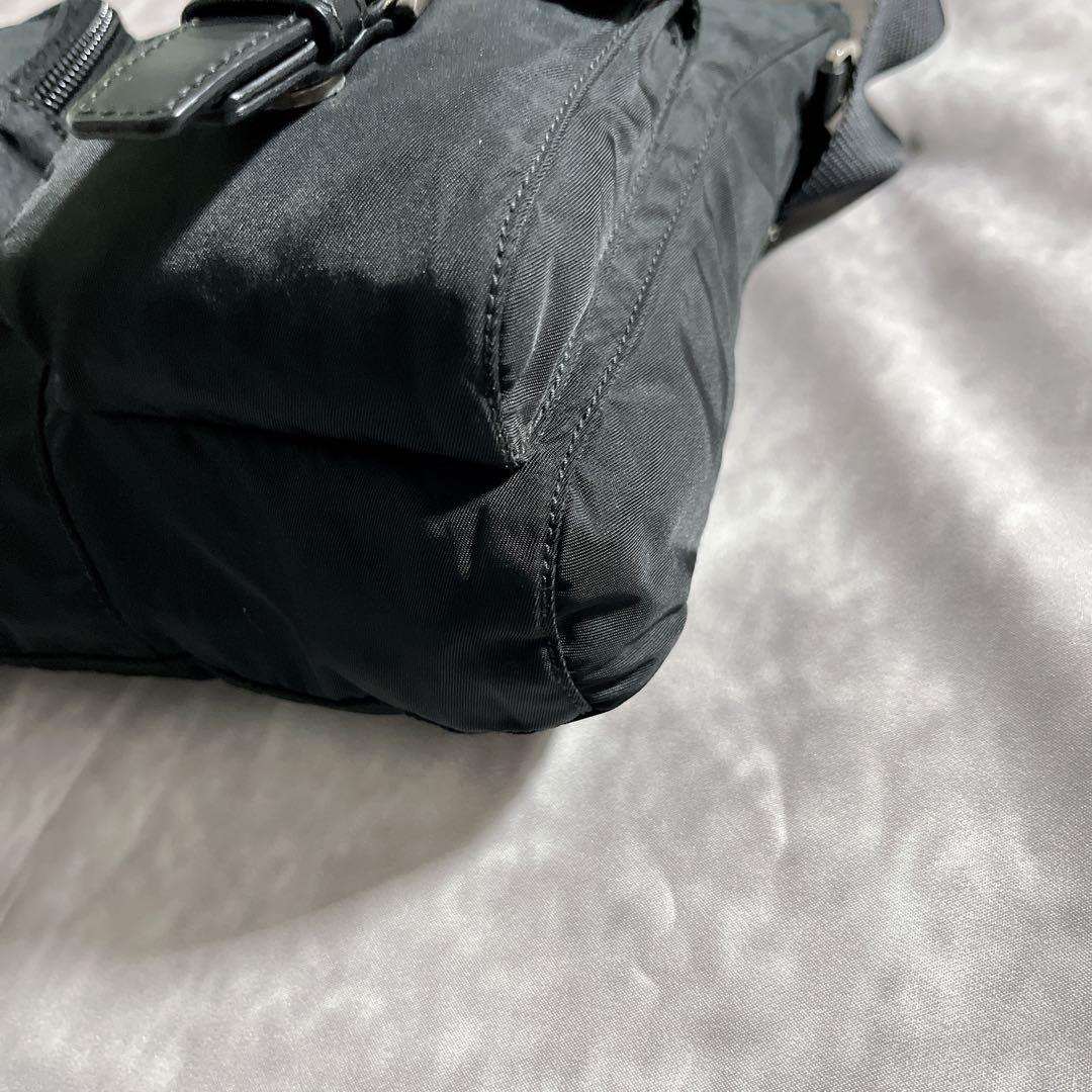 バッグ y2k 00s PRADA BodyBag Waist Bag Nylon