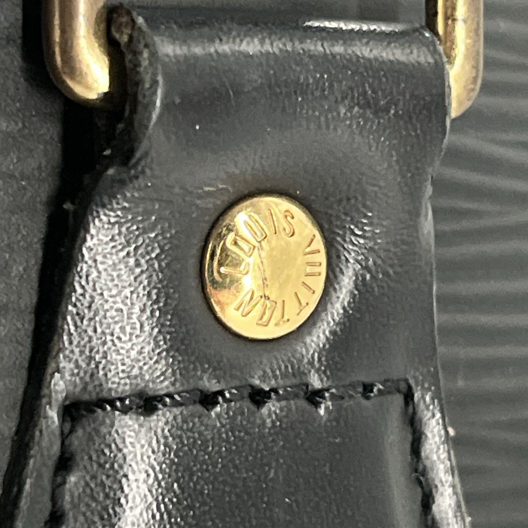 ルイヴィトン　サックプラ　ハンドバッグ　トートバッグ　エピ　ブラック　A4収納可