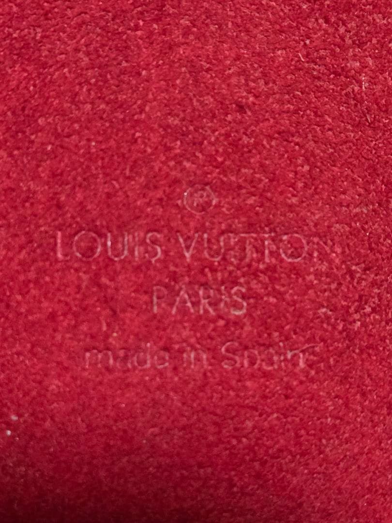 iPhone12.12Pro対応。携帯カバー。ルイヴィトン。