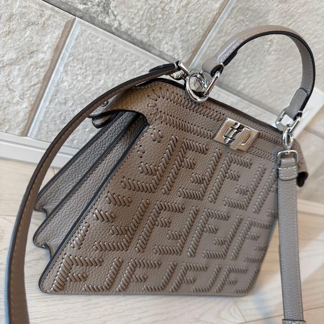Fendi フェンディピーカーブースモール近年購入