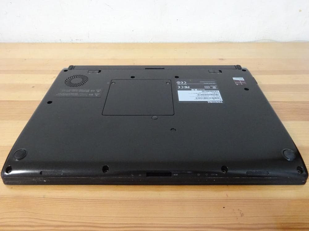 東芝 ノートパソコン dynabook R73/U/中古特価良品