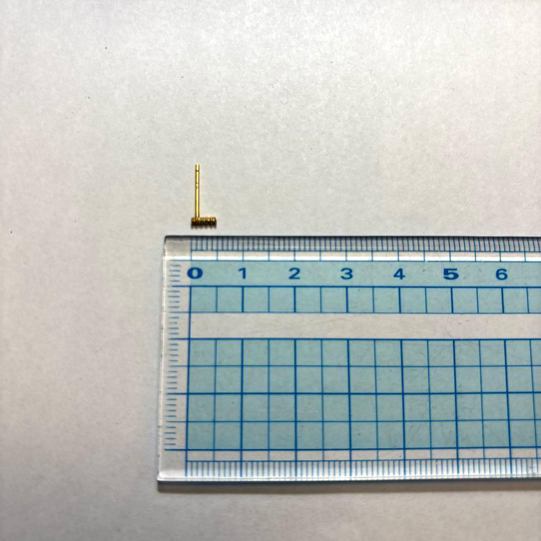 e.m. little emblem K18 ダイヤ バー ピアス 片耳用