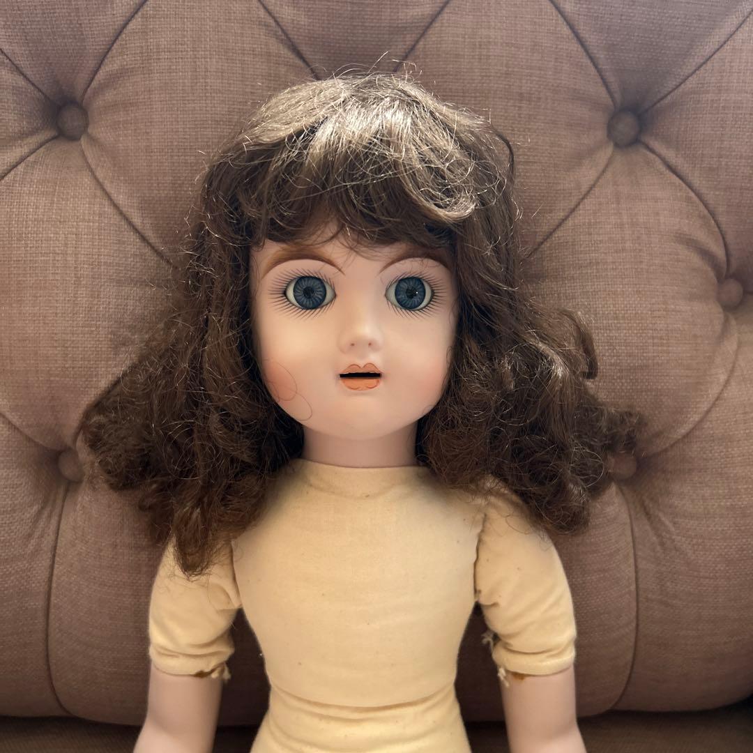 お取り置き品です　ビスクドール　青い目　オープンマウス