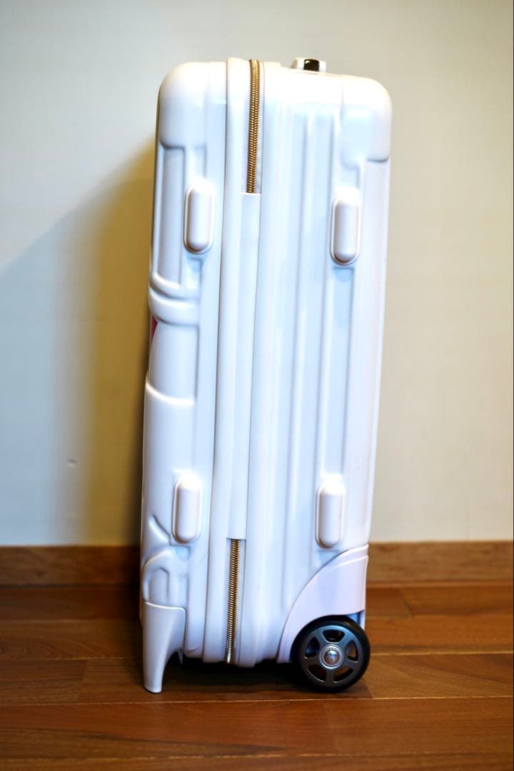 【ゆう】muta 中型スーツケース ホワイト