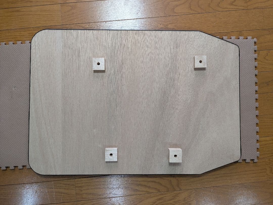 ハイエース200系　ワイド　センターコンソール　フラットテーブル　ショートタイプ