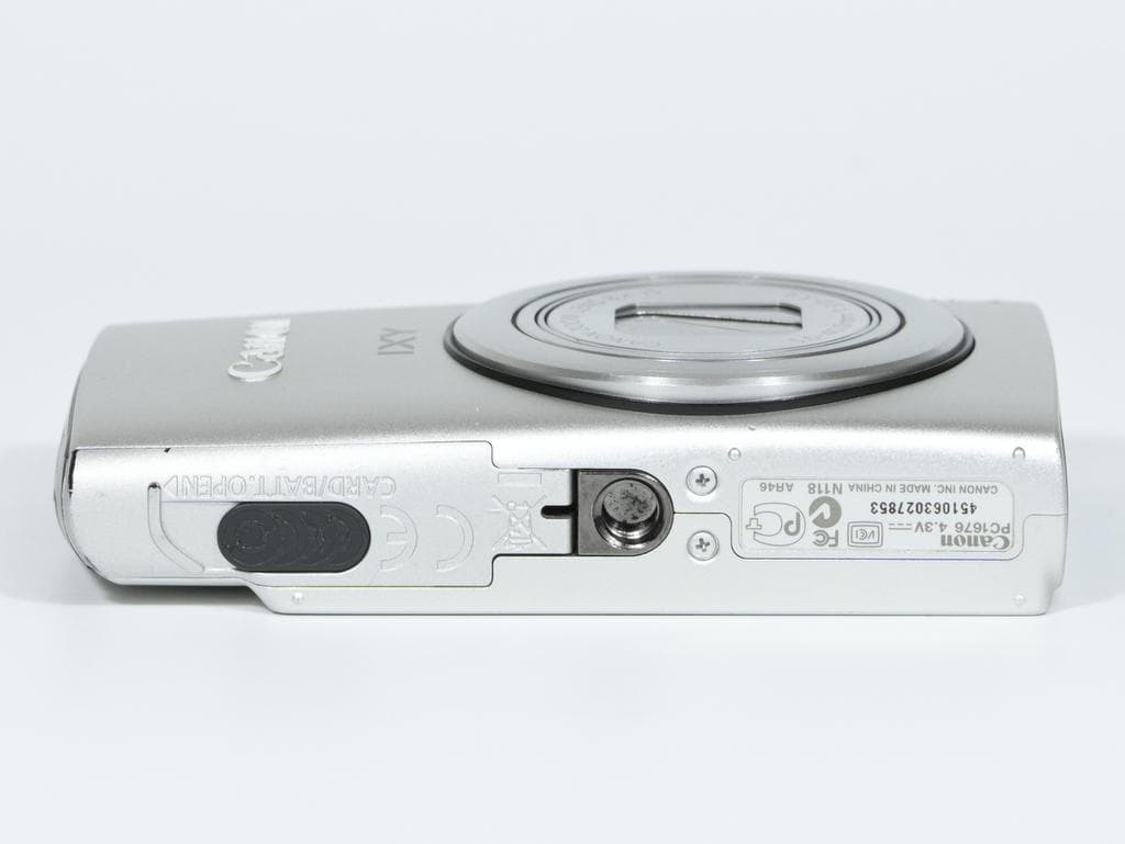 【美品】 キヤノン　Canon IXY 600F シルバー