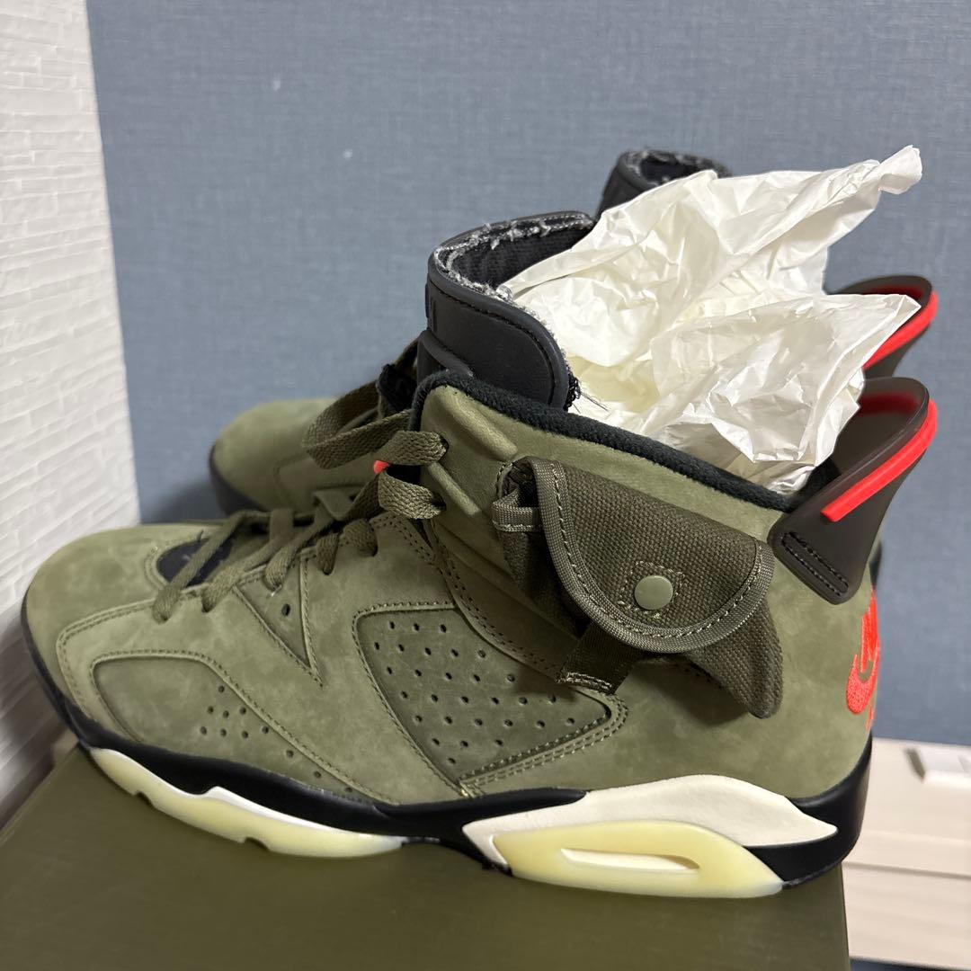 Travis Scott × Jordan 6 \"Medium Olive\"