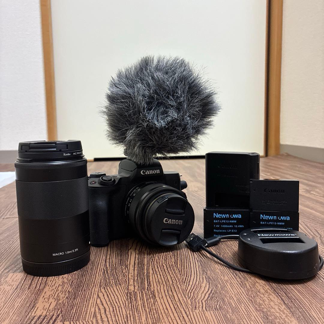 Canon EOS Kiss M ダブルレンズ＋マイク＋バッテリー3個セット