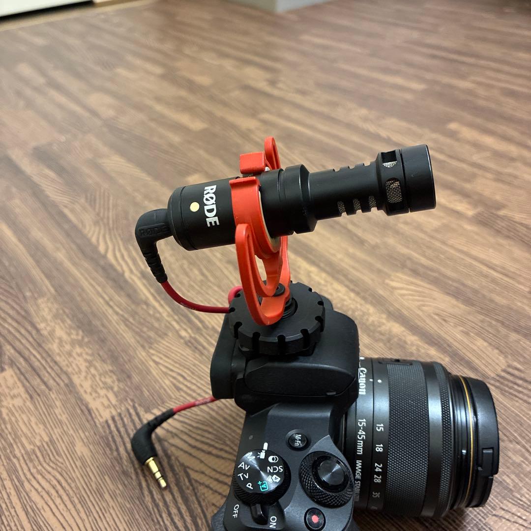 Canon EOS Kiss M ダブルレンズ＋マイク＋バッテリー3個セット