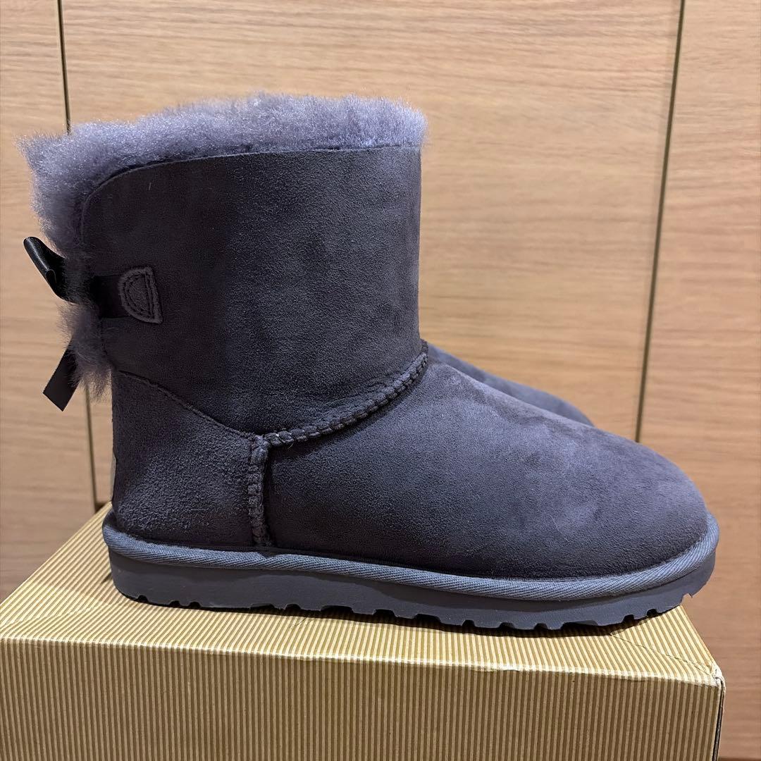 UGG australia ミニ ベイリー ボウ