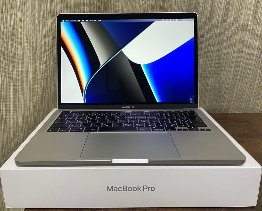 美品 MacBook Pro 2020 13インチ TouchBar 付き