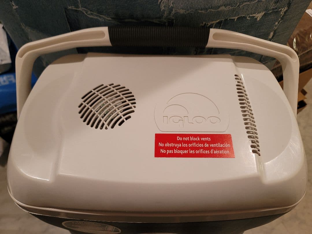 IGLOO イグルー クーラーボックス ポータブル冷蔵庫