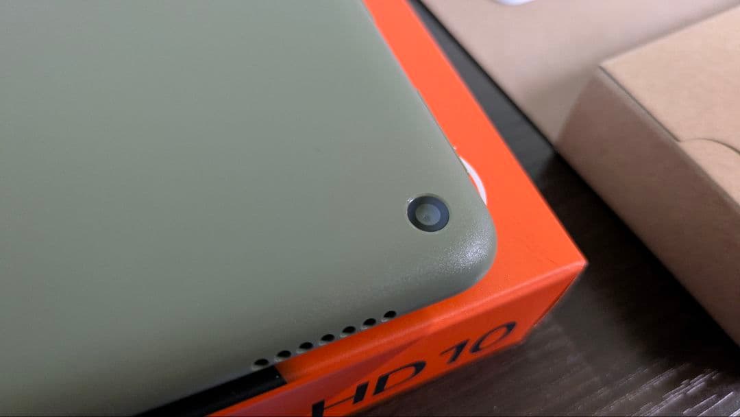 第11世代 Fire HD 10 タブレット 32GB　128GB SDカード付