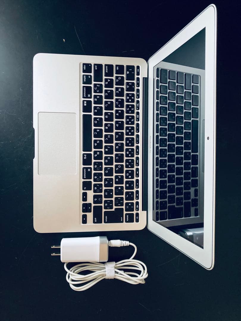 MacBook本体 MacBookAir /Sonoma /Windows10 /AdobeCS2