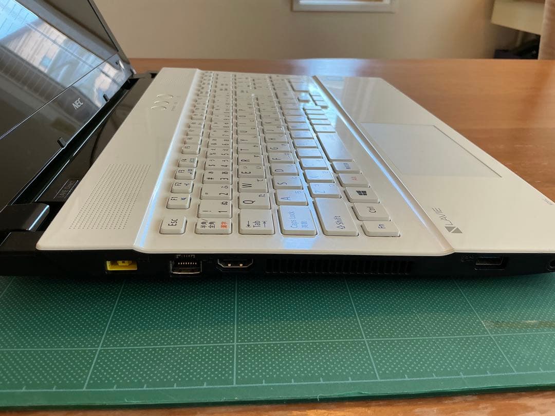 その他ノートPC本体 NEC LaVie