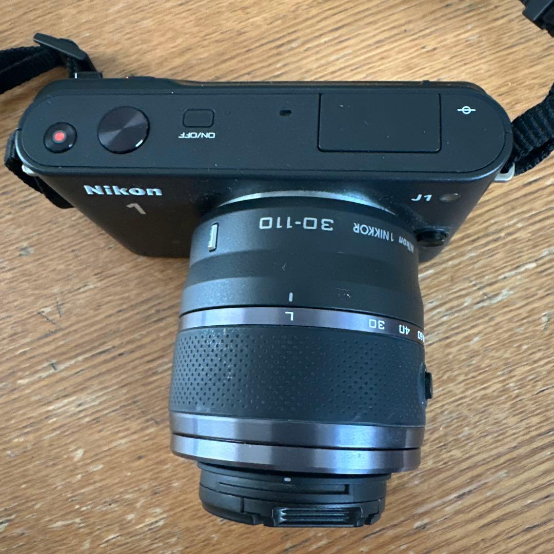 Nikon 1 J1 ミラーレスカメラ