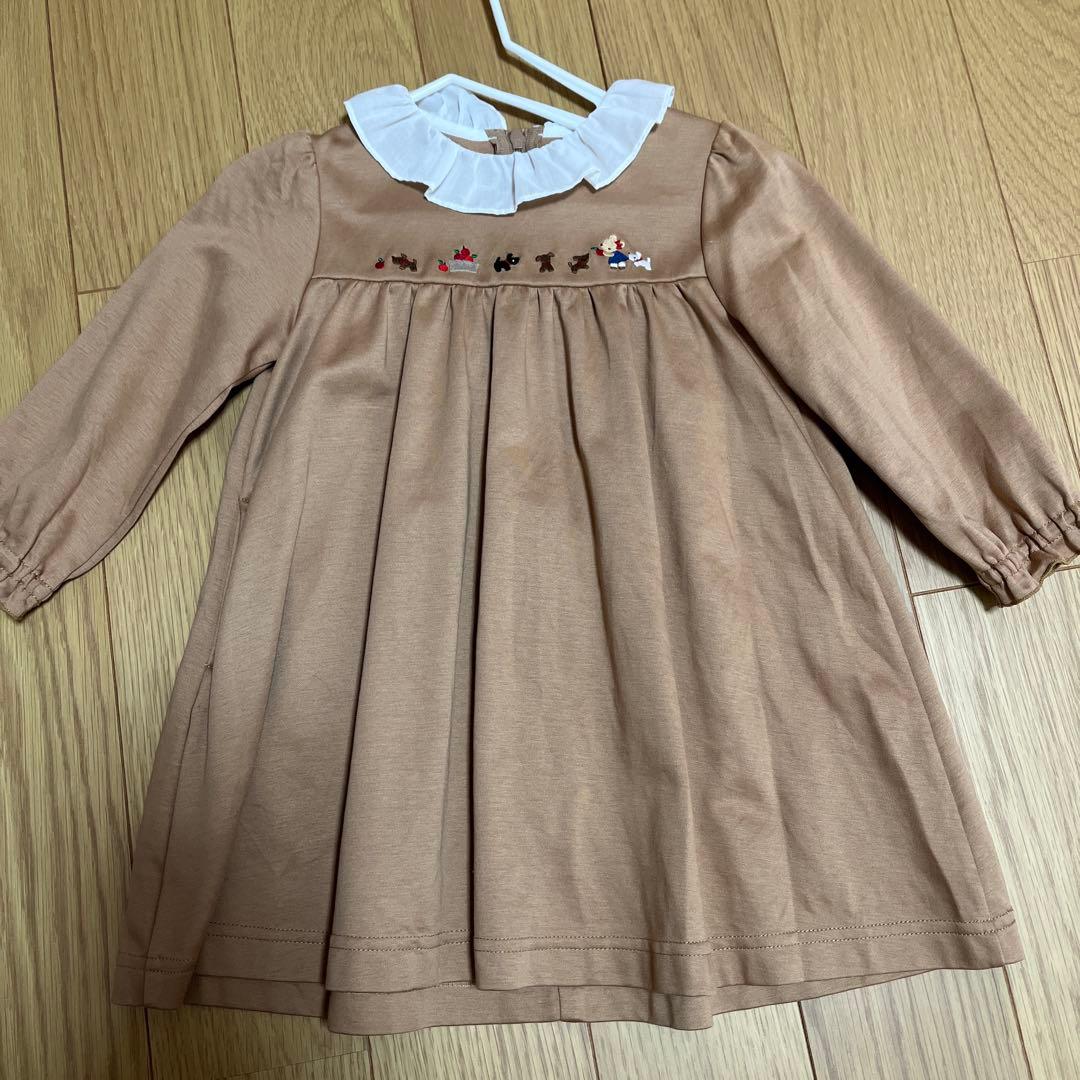 ファミリア　ワンピース　フリル襟　ベージュ　90cm 長袖