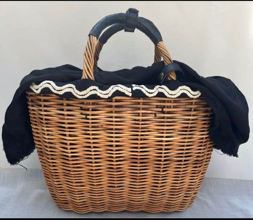 エバゴス EB•A•GOS スワン　かごバック