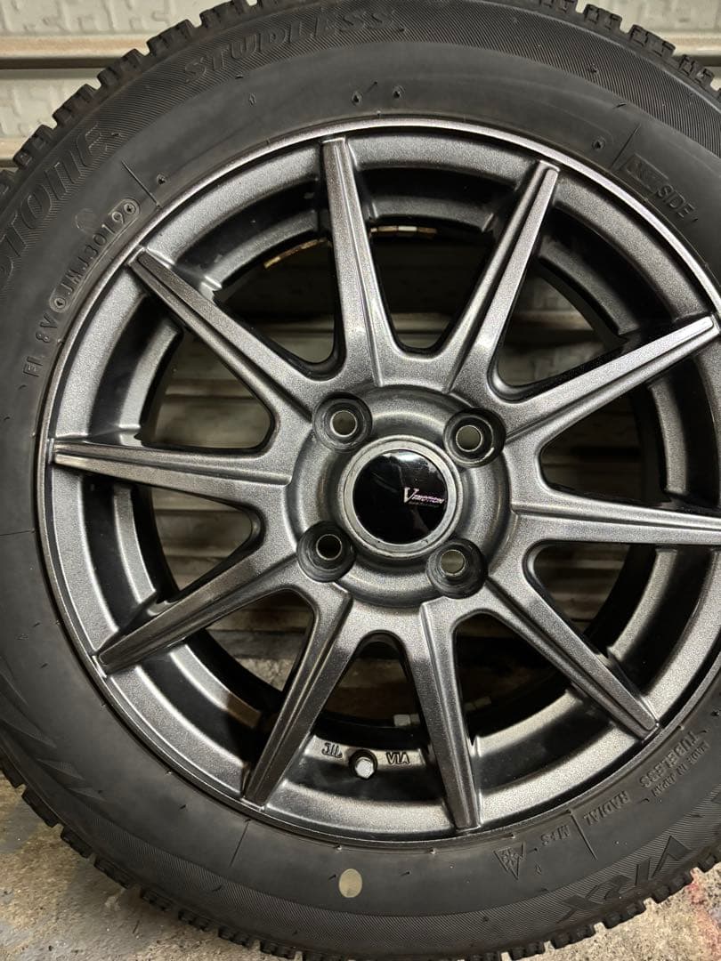 美品　ブリザックVRX 155/65R14 タイヤ・ホイールセット　スタッドレス