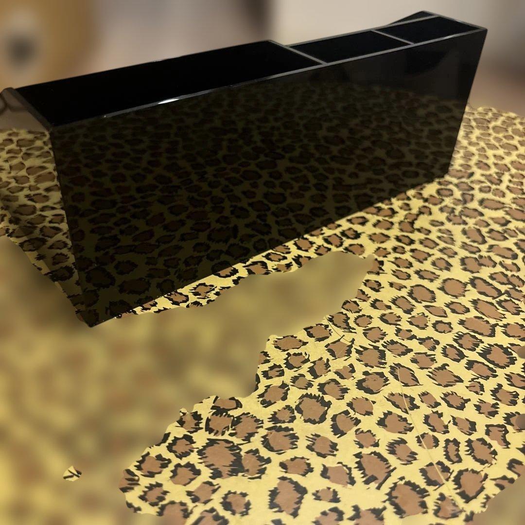 CHANEL 化粧品収納ボックス　アクリル　ノベルティ　シャネル　レア