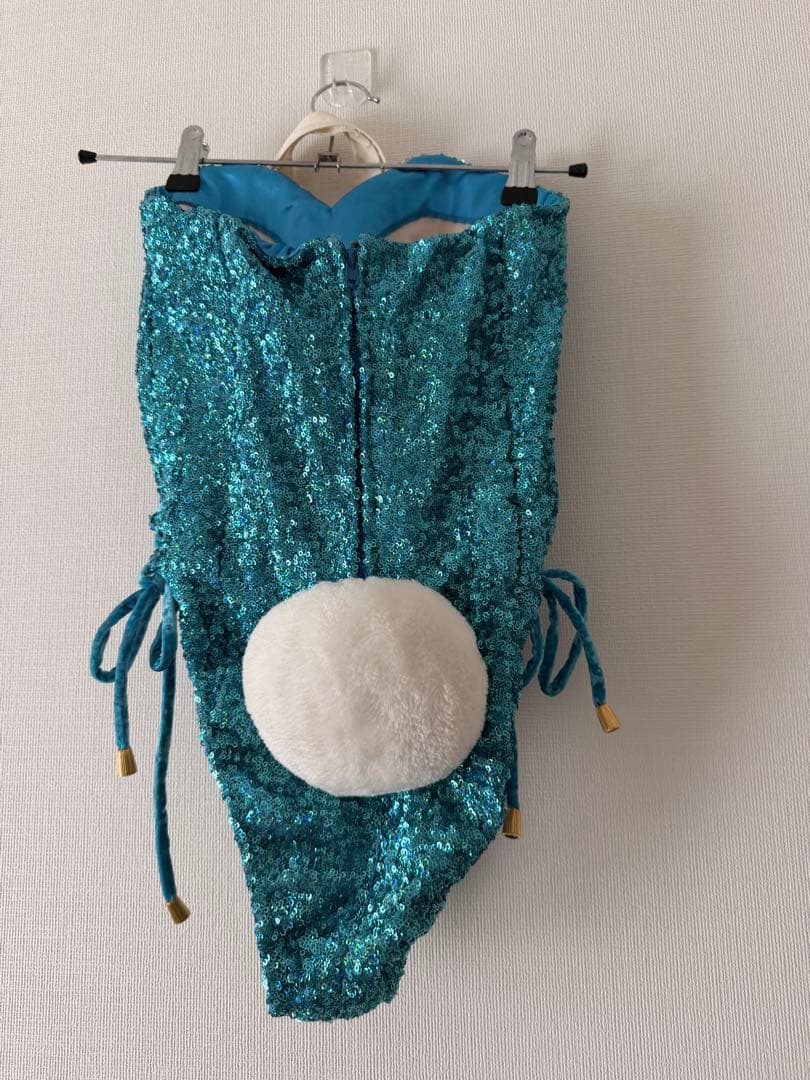 バニーガール コスチューム スパンコール　水色　アトリエダーム バニースーツ