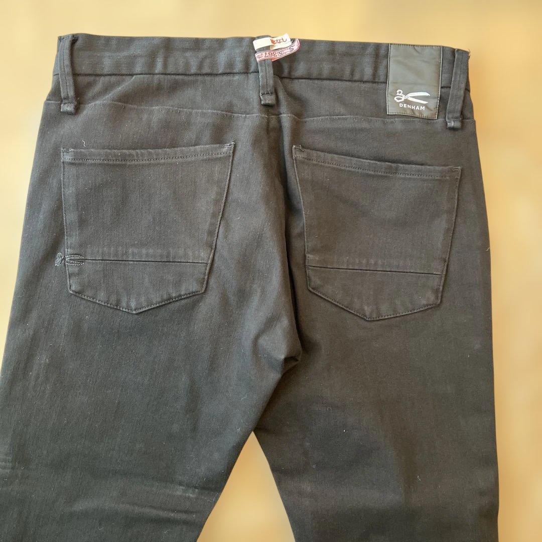 デンハム　DENHAM W33 L32 スリムテーパード　黒　ブラックデニム