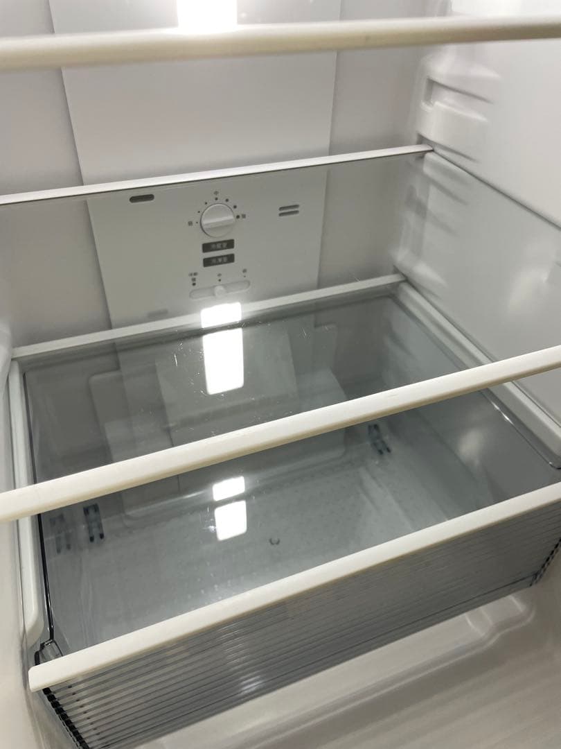 SHARP 冷蔵庫 2022年製　179L 上下二段式 ホワイト